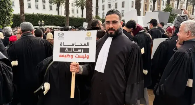 من أنتم؟.. سؤال يكشف أن صاحبه لم يفهم المحاماة رغم 3 عقود من ممارستها