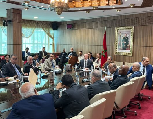 اجتماع لجنة الداخلية بمجلس المستشارين للمصادقة على مشروع قانون إحداث الوكالات الجهوية للتعمير والإسكان.