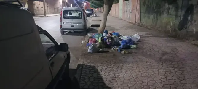 تراكم النفايات بحي البطحاء بأرفود.. الساكنة تطالب بالتدخل العاجل وتربط النظافة بـ”المحاسبة”