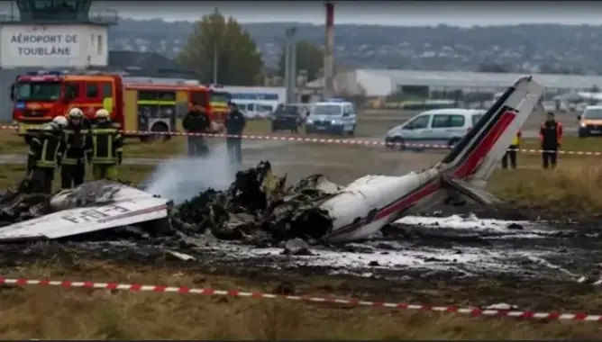 الملك محمد السادس يعزي السعودية وفرنسا في حادثين جويين أوديا بحياة 25 شخصا