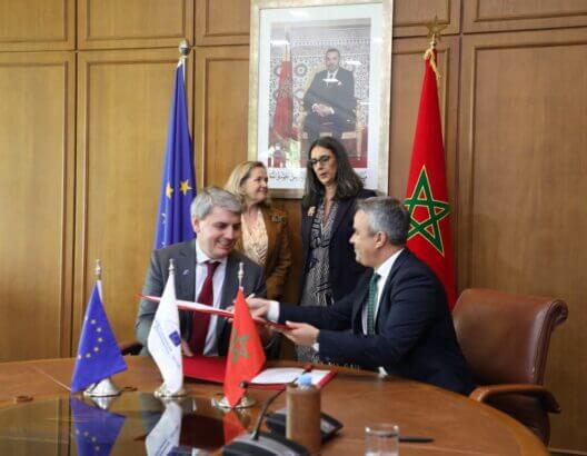 تمويل أوروبي جديد للمغرب بـ365 مليون أورو لتأهيل السكك وتعزيز الطرق السيارة