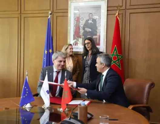 تمويل أوروبي جديد للمغرب بـ365 مليون أورو لتأهيل السكك وتعزيز الطرق السيارة