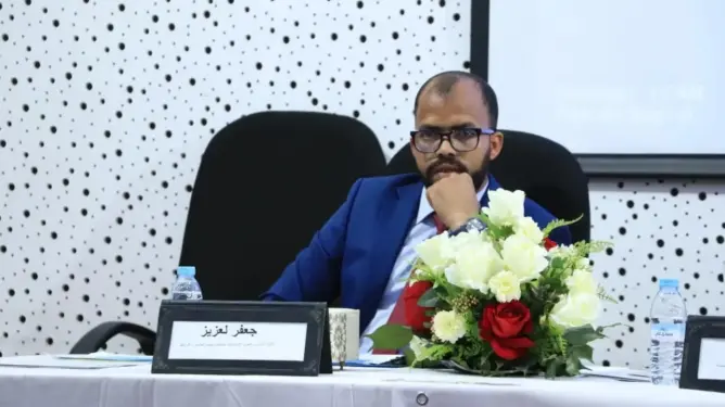 الــــمَــــقَامَــةُ الْفَـــخْرِيّةُ