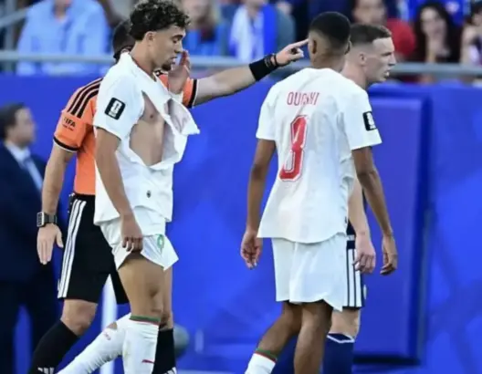 “بوما” تقرّ بتجريب قميص “خفيف” على منتخب المغرب.. والأسود يدفعون ثمن خلل التصنيع في المونديال