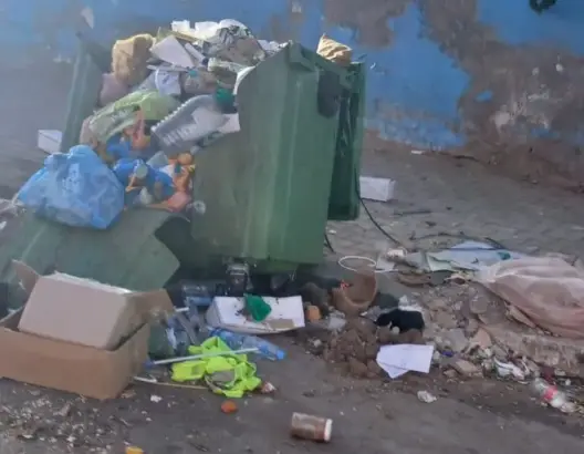 أربعة أيام دون جمع النفايات.. أزمة بيئية تؤرق ساكنة حيي القدس 1 و2 بزاكورة