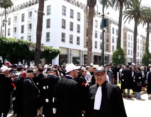 بعد بلاغ جمعية الهيئات.. محامو الدار البيضاء يعلنون مواصلة الإضراب عن تقديم الخدمات