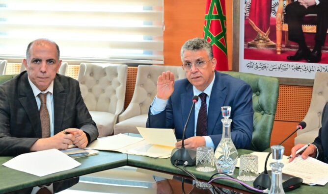 وزير العدل يتحدث أمام لجنة برلمانية لمناقشة صلاحيات قضاة التنفيذ في قانون المسطرة المدنية