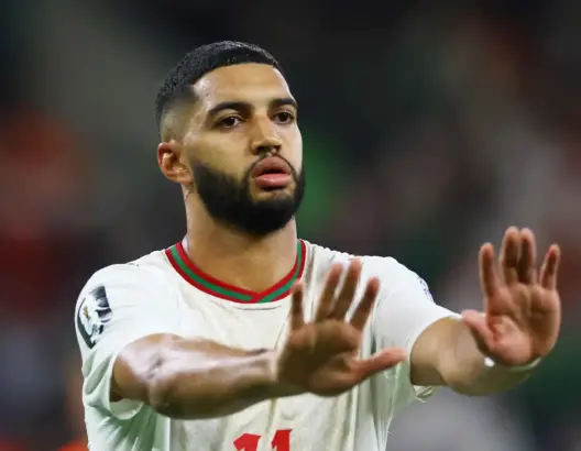 الصيباري يفتح النار على “العربية للطيران” وينتقد تعاملها “غير الإنساني” مع الزبناء