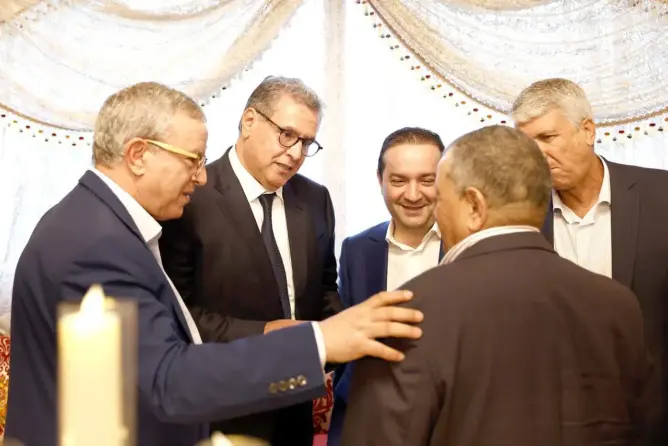 قيادات ومنتخبو التجمع الوطني للأحرار خلال نقاش تنظيمي بوجدة