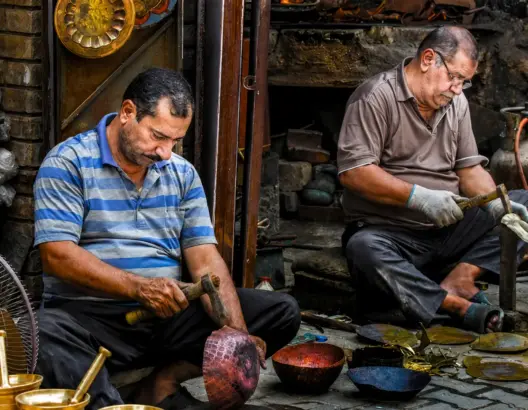 الحكومة تكشف خارطة شاملة لتأهيل الصناعة التقليدية ورقمنة خدمات أكثر من 2.7 مليون حرفي
