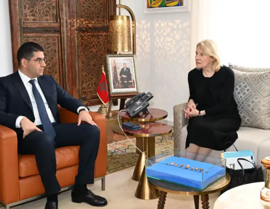 بنسعيد يتباحث بالرباط مع وزيرة الثقافة الفرنسية لتعزيز الشراكة الثقافية والفنية بين البلدين