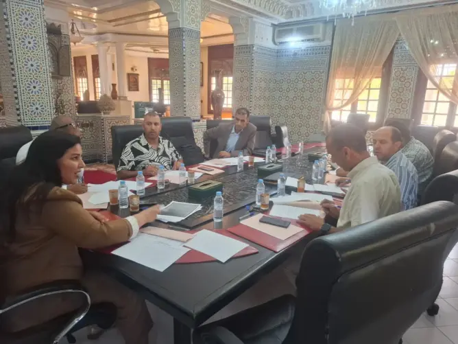 جامعة الغرف المهنية ترحب بـ”الإطار الاجتماعي الجديد” لإداريي الصناعة التقليدية