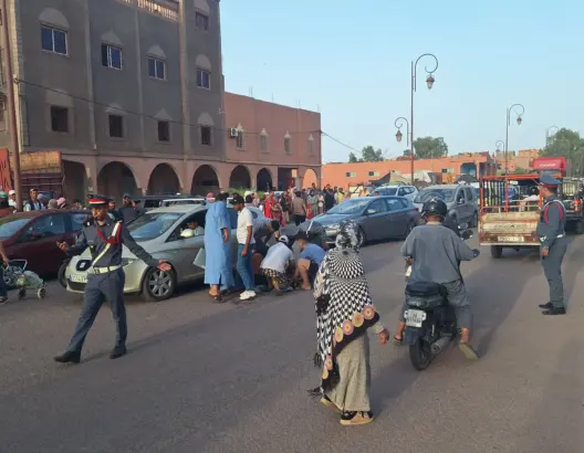 دهس طفل بترميكت يعيد مطالب السكان بإحداث مخفضات للسرعة وتعزيز التشوير الطرقي