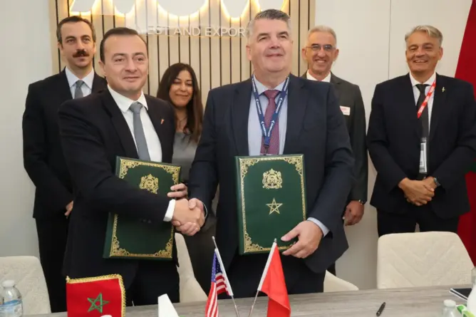 المغرب يستقطب عملاق الطيران الأمريكي “كيرتيس-رايت” في شراكة استراتيجية بـ”فارنبورو”