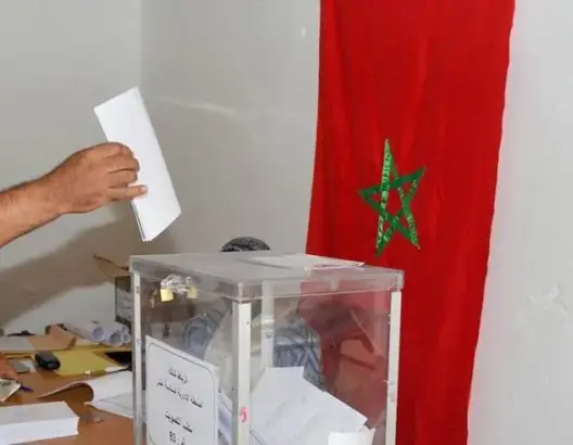 فيتو السلطة وتقارير “الداخلية” يطيحان بتزكية برلمانيين حاليين قبل الانتخابات