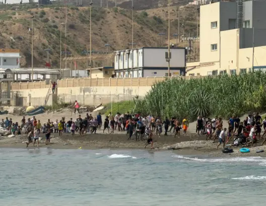 الداخلية الإسبانية: شبكات التهريب تستغل حكما قضائيا لتشجيع الهجرة.. والمغرب أحبط آلاف المحاولات