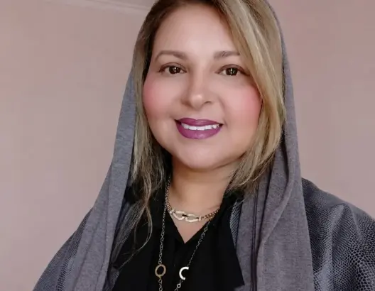 الهجرة بين وصايا الجدة وأحلام الأبناء
