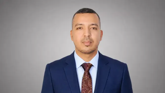عثمان بطاس استاذ، باحث في العلوم القانونية والسياسية
