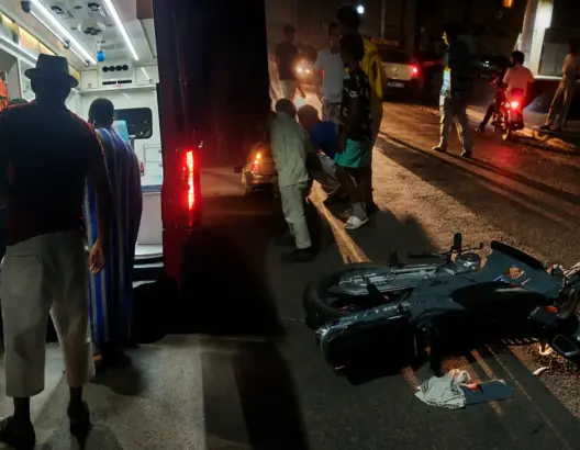 انقلاب دراجة نارية بترميكت يرسل شابا في حالة حرجة إلى مستعجلات ورزازات