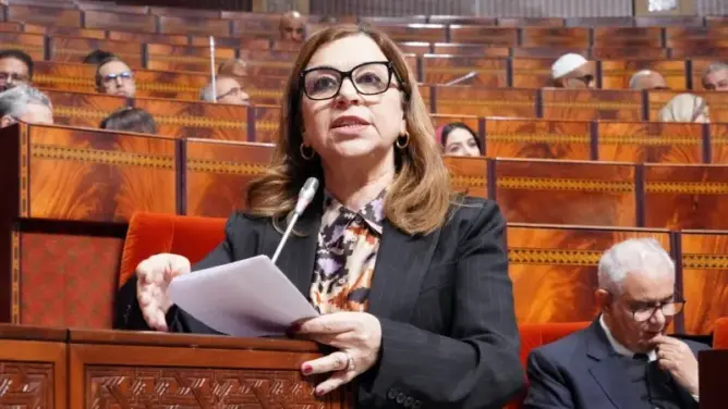 الوزيرة بنيحيى تُغلق الباب أمام “قروض زواج الشباب” وترفض مقترحا برلمانيا لتأمين استقرار الأسر