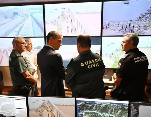 سانشيز يتوقع استقرار الوضع في سبتة بنهاية العام.. ومدريد تضغط على بروكسل لتسريع ترحيل المهاجرين