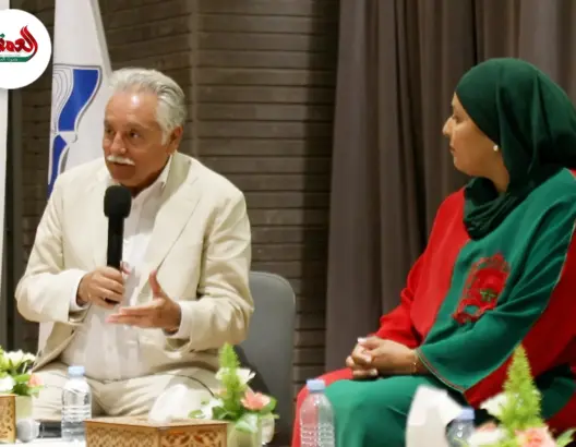 بنعبد الله يتعهد بإدماج مطالب مغاربة العالم في برنامج «الكتاب»