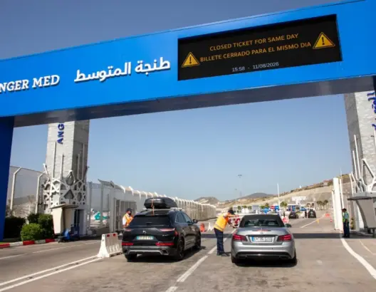 طنجة المتوسط يعتمد “التذكرة المغلقة” لولوج الميناء ويحذر من ذروة نهاية غشت