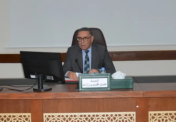 سلطات ورزازات ترفع حالة التأهب بسبب أمطار الصيف.. اجتماع استباقي لمواجهة خطر الفيضانات
