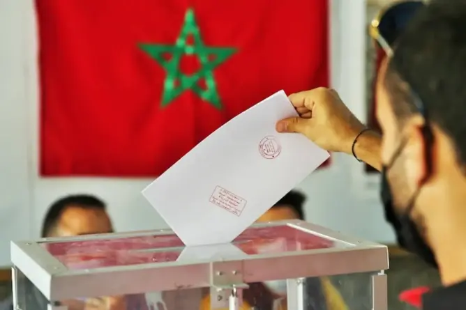 702 لائحة ترشيح من 27 حزبا في الساعات الأولى من انطلاق إيداع الترشيحات للانتخابات