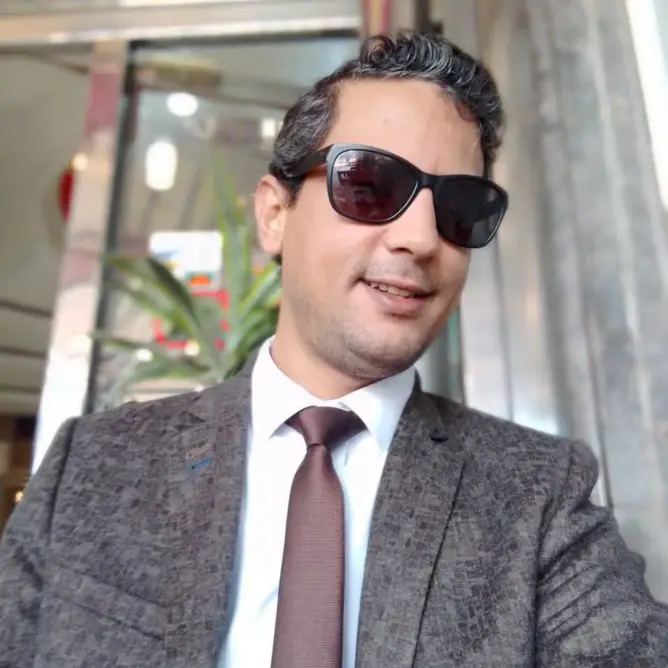 خوصصة السياسة بالمغرب
