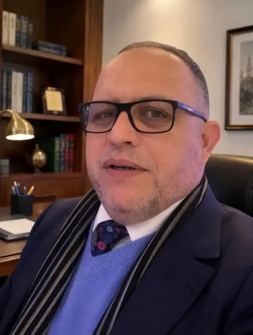 بعد مائة يوم من الإضراب بين رفض الأسلوب وضرورة حماية رسالة المحاماة