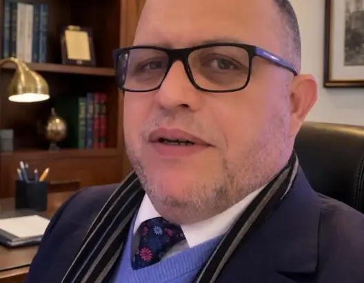 بعد مائة يوم من الإضراب بين رفض الأسلوب وضرورة حماية رسالة المحاماة