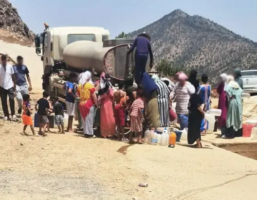 شهر من العطش في الحر شديد.. أزمة انقطاع الماء تؤرق ساكنة “مولاي بوعزة” بخنيفرة