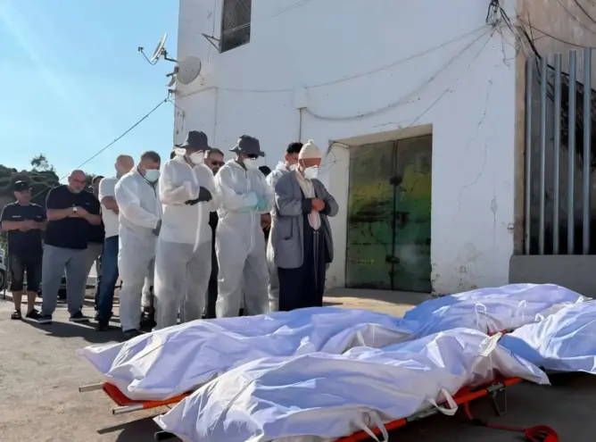 جثامين بلا أسماء.. سلطات سبتة تواصل دفن ضحايا مأساة الهجرة و30 ضحية يوارون الثرى في يومين