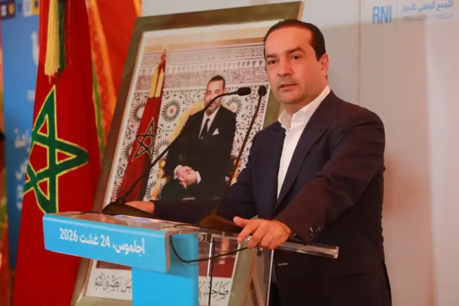 محمد شوكي يتحدث في لقاء حزبي حول السياسات العمومية والاجتماعية بالمغرب