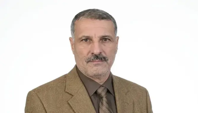 صورة الكاتب عبد الله شخمان