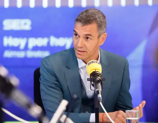 سانشيز يوجه اتهامات جديدة لإسرائيل في ملف أزمة سبتة.. وتل أبيب ترد سريعا: “يكذب بشكل صارخ”
