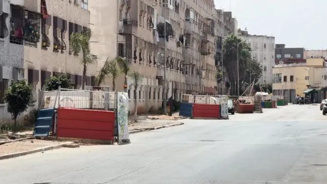 شارع 6 نونبر.. بنية تحتية متدهورة وأشغال لا تنتهي