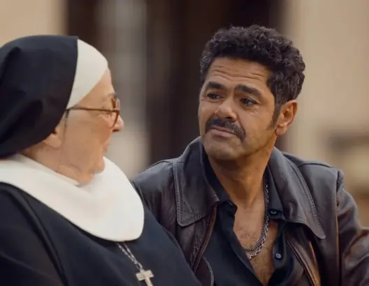 “سقط من السماء” يكسر المقاطعة الافتراضية.. جمال الدبوز يصمد للأسبوع الثالث بالقاعات المغربية