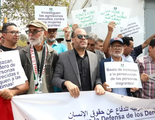 احتجاجات أمام سفارة إسبانيا بالرباط بسبب “انتهاكات سبتة”