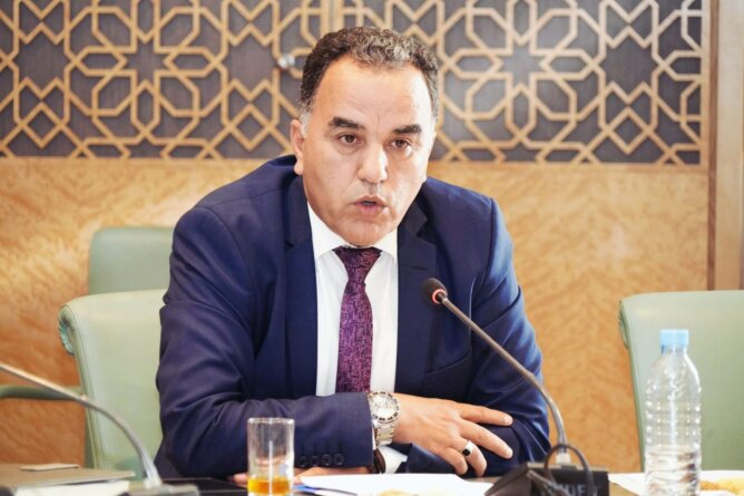 حسن أزواوي، أستاذ الاقتصاد بجامعة ابن طفيل بالقنيطرة