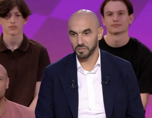 الركراكي يقارن بين رونالدو وميسي: البرتغاليون لم يقدروا نجمهم كما فعل الأرجنتينيون