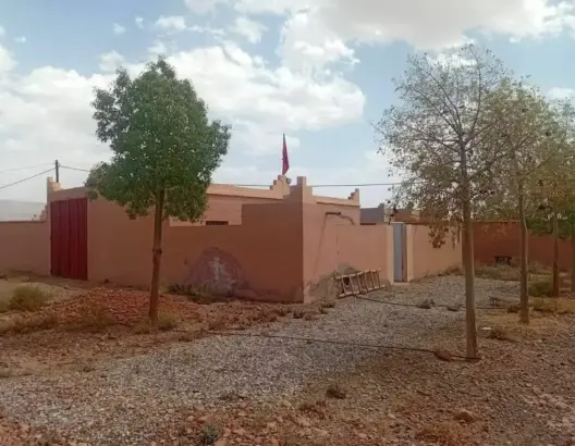 ساكنة تونا نعرابن بإقليم زاكورة تطالب بإعادة الاعتبار للفرع الإداري لجماعة تفتشنا