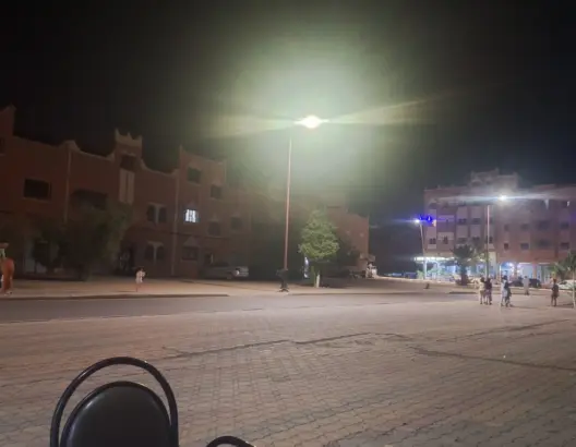 شكاوى من تجمعات ليلية بحي واد الذهب بورزازات.. والساكنة تطالب بتدخل أمني