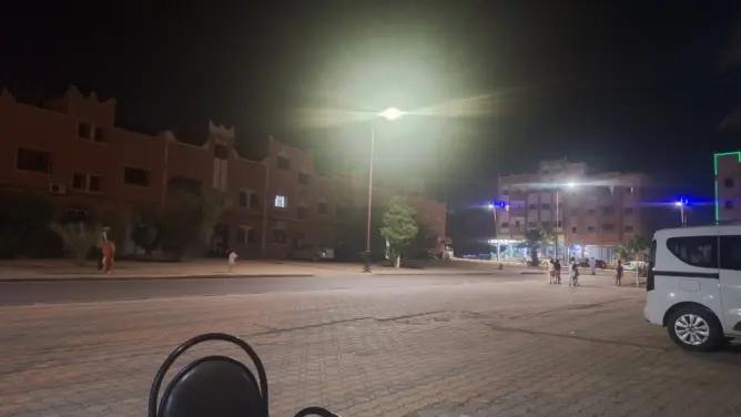 شكاوى من تجمعات ليلية بحي واد الذهب بورزازات.. والساكنة تطالب بتدخل أمني