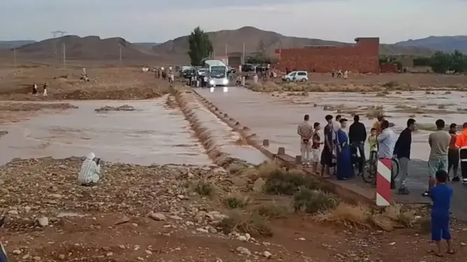 أمطار رعدية وسيول تقطع طرقا بجهة درعة تافيلالت