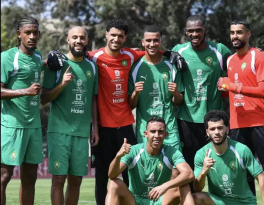 “الأسود” يواصلون تحضيراتهم لمنازلة الغابون.. وثلاثة لاعبين يلتحقون بالمعسكر اليوم