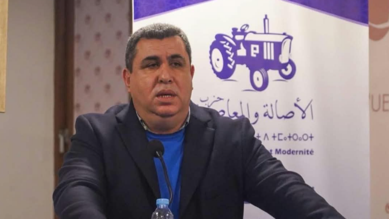 وكيل لائحة “البام” بطنجة يقدم روايته بخصوص “أوراق التصويت المزورة” وما جرى بولاية الأمن