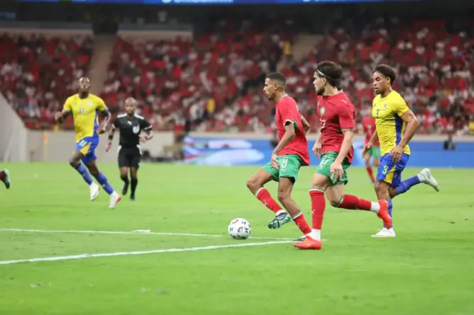 المغرب يفتتح تصفيات كأس أمم إفريقيا 2027 بانتصار على الغابون بثنائية مزراوي ورحيمي