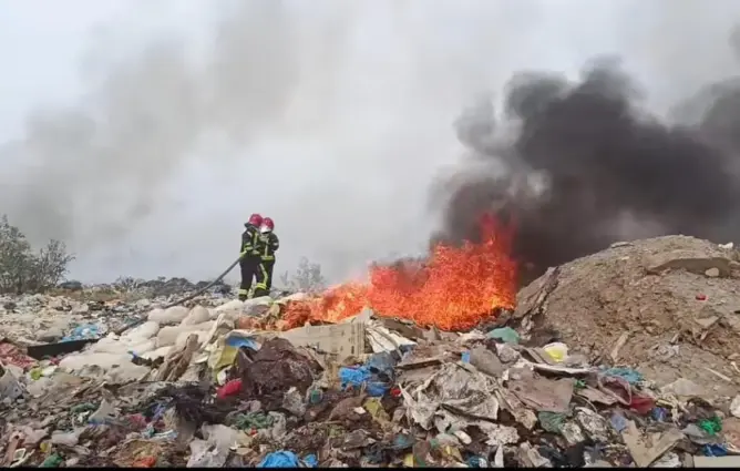 قريب من سوق أسبوعي وضيعات فلاحية.. مطالب بالتدخل للحد من أضرار مطرح نفايات بأمزميز
